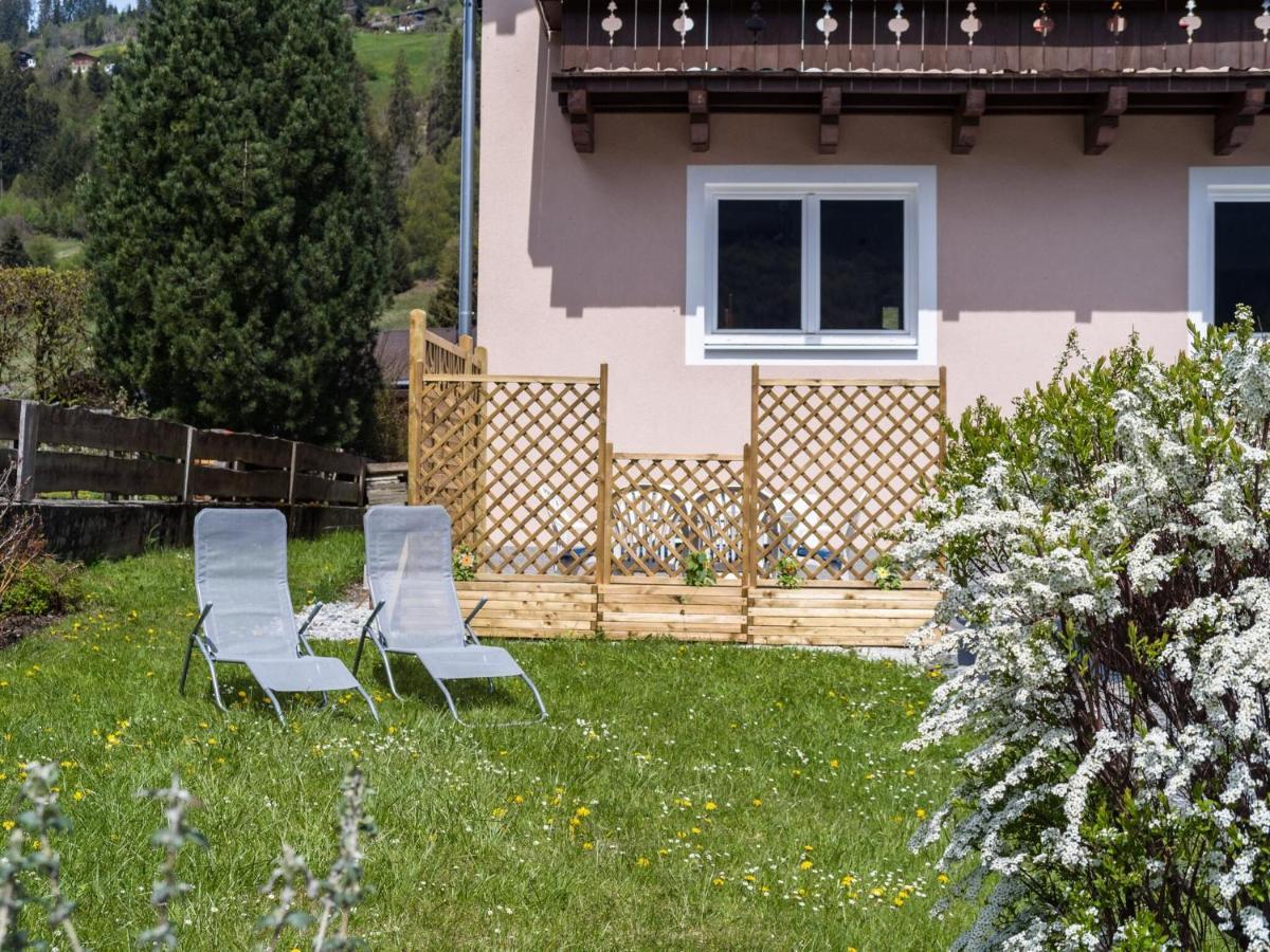 Modern Apartment Near Ski Area In M Hlbach Dorf  المظهر الخارجي الصورة